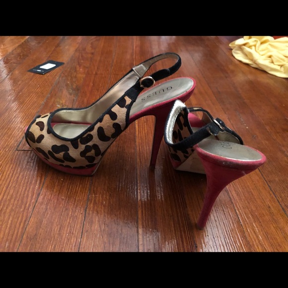 Leopard print Guess heels - Picture 3 of 4